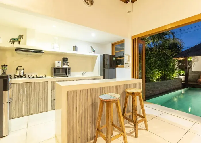 Luxurious Double King W/pool & Wifi+ Carpark Villa