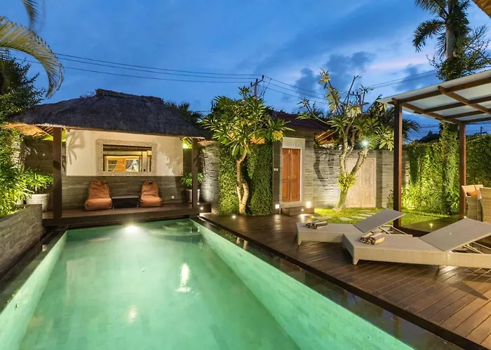 Luxurious Double King W/pool & Wifi+ Carpark *