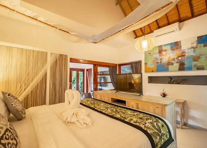 Luxurious Double King W/pool & Wifi+ Carpark *